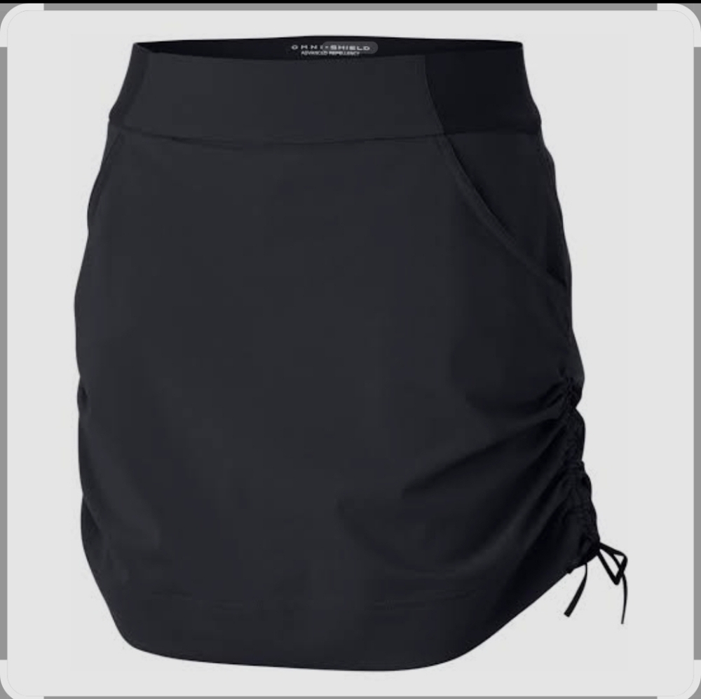 On Columbia Women's Black Mini Skirt